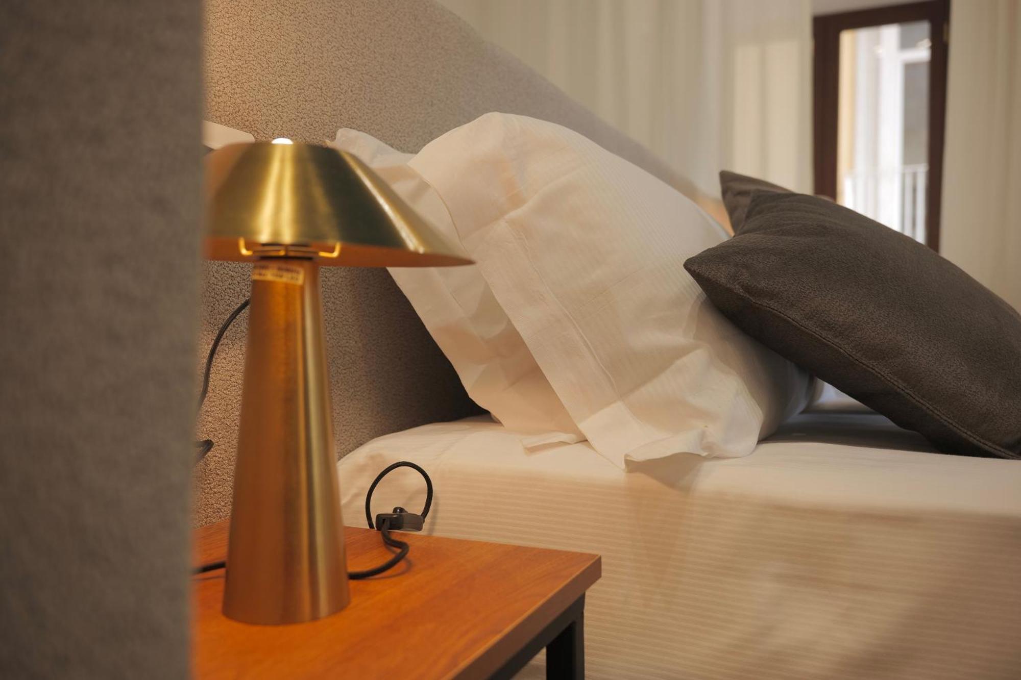 Toledo Luxury Rooms - Lr Collection Napoli Eksteriør bilde