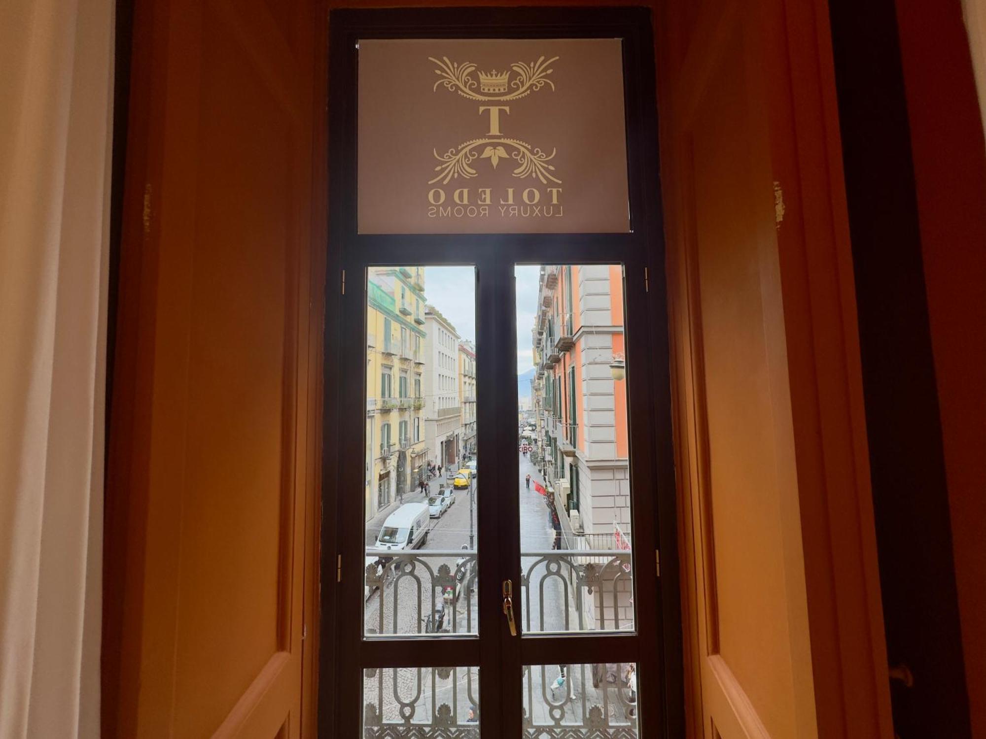 Toledo Luxury Rooms - Lr Collection Napoli Eksteriør bilde