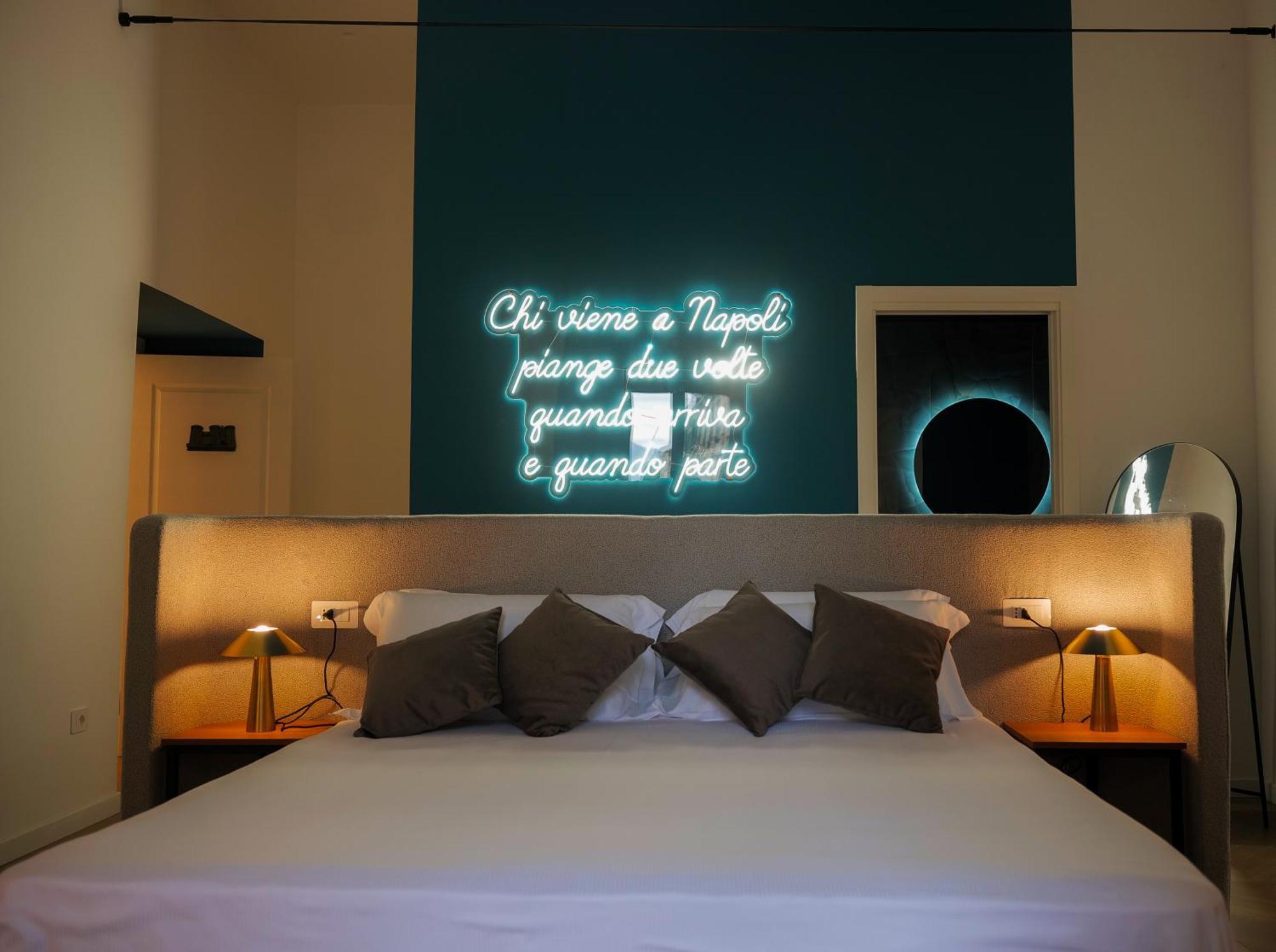 Toledo Luxury Rooms - Lr Collection Napoli Eksteriør bilde