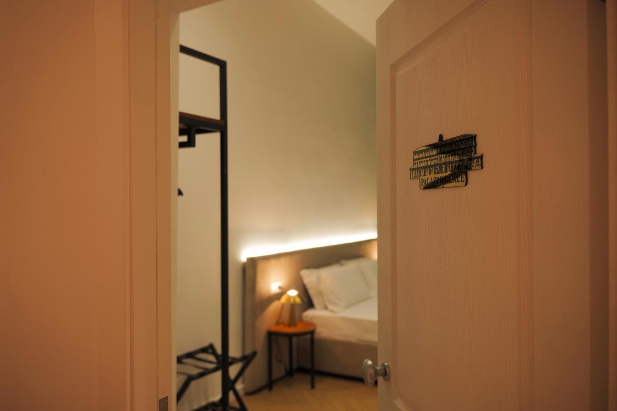 Toledo Luxury Rooms - Lr Collection Napoli Eksteriør bilde