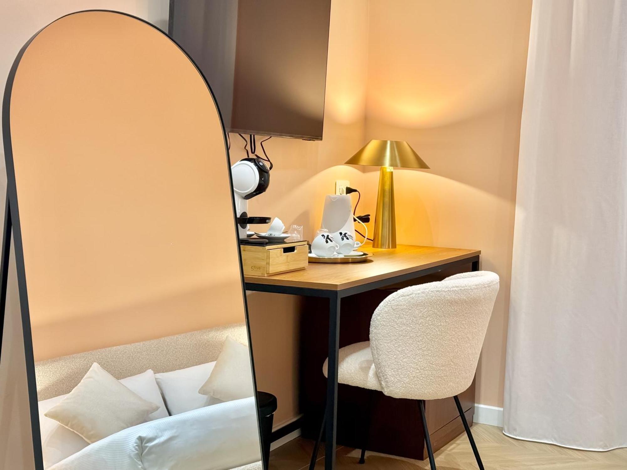 Toledo Luxury Rooms - Lr Collection Napoli Eksteriør bilde