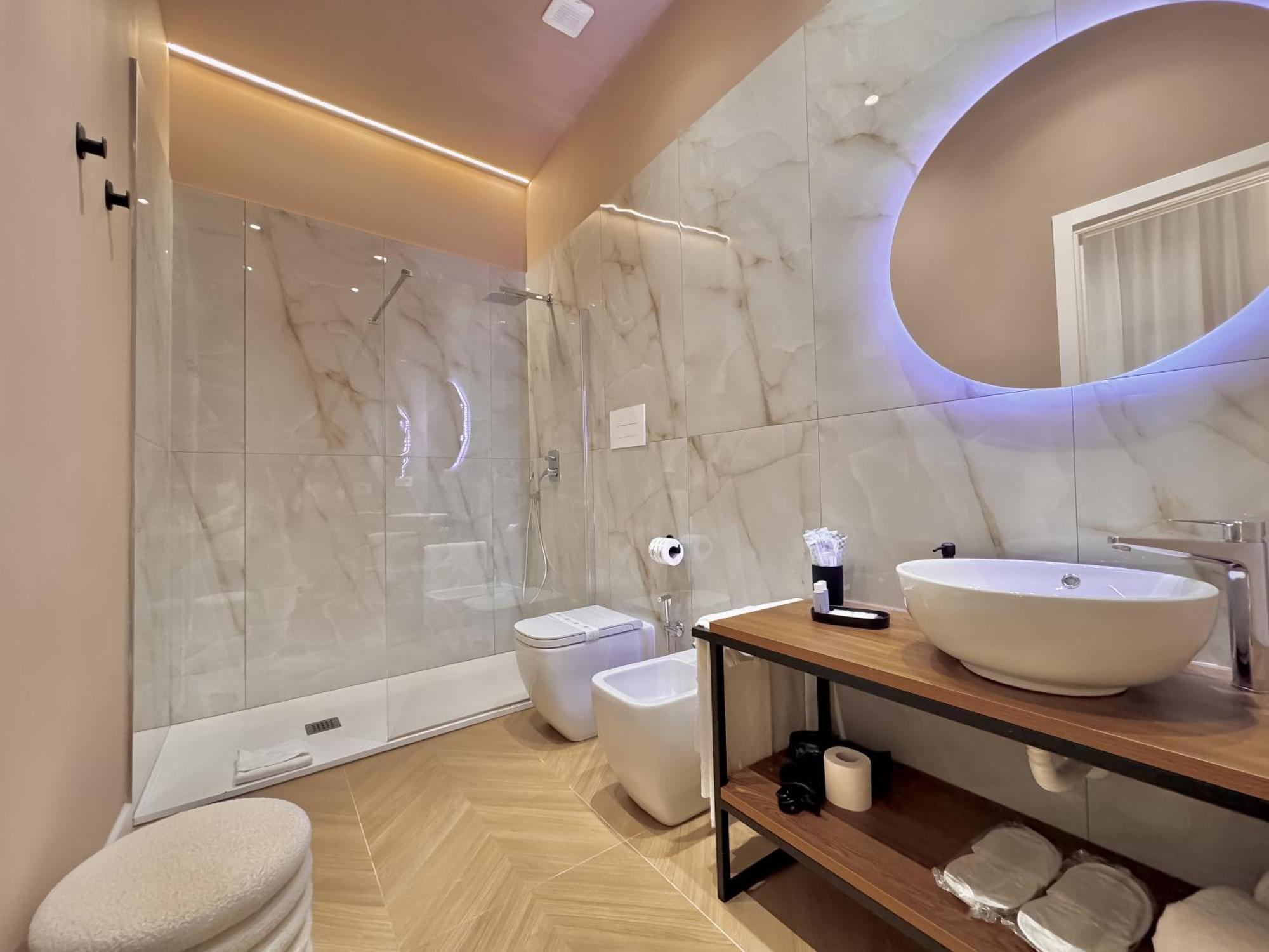 Toledo Luxury Rooms - Lr Collection Napoli Eksteriør bilde